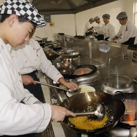 技工学校属于什么学历（技工学校学历的定位与性质）