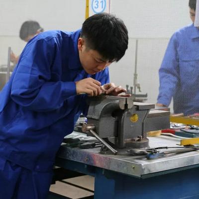 杭州第一技师学院（杭州第一技师学院，培育工匠精神的摇篮）