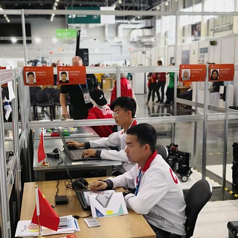 云南技师学院（云南技师学院的卓越教育与实践）