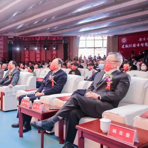 湖北铁道运输职业学院（湖北铁道运输职业学院的铁路人才培养之路）