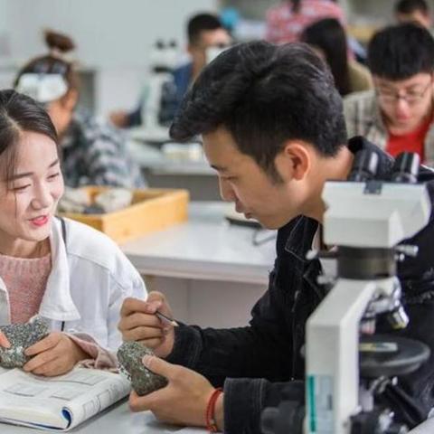 职业技术学院是大专吗（职业技术学院是大专吗？探讨职业技术学院的性质与定位）