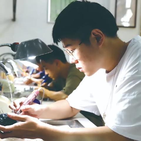 职教在线（职教在线，重塑职业教育，助力人才培养）