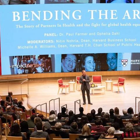 大学专业分类（大学专业分类，探索学术领域的多样性）